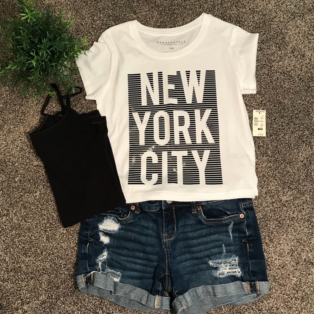 NWT- Aeropostale Crop top